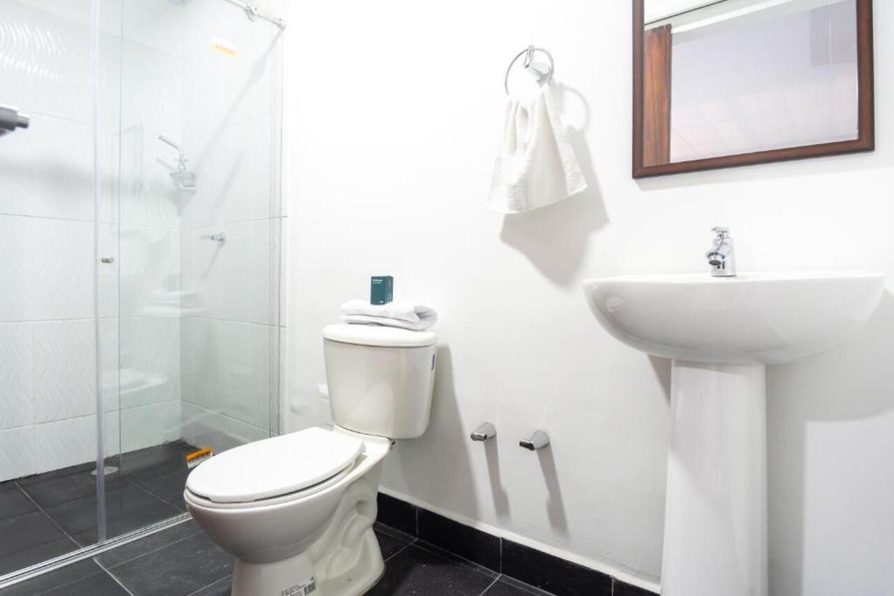 Hotel Neiva Urdaneta Экстерьер фото